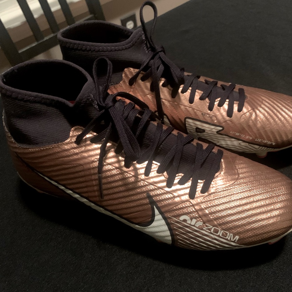 Nike Zoom Mercurial Superfly  9 Academy FG Soccer cleats Size 8